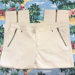 Xhilaration Stretch Capris NWOT